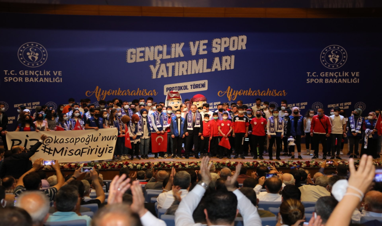 SERTESER, GENÇLİK VE SPOR YATIRIMLARI TÖRENİNE KATILDI