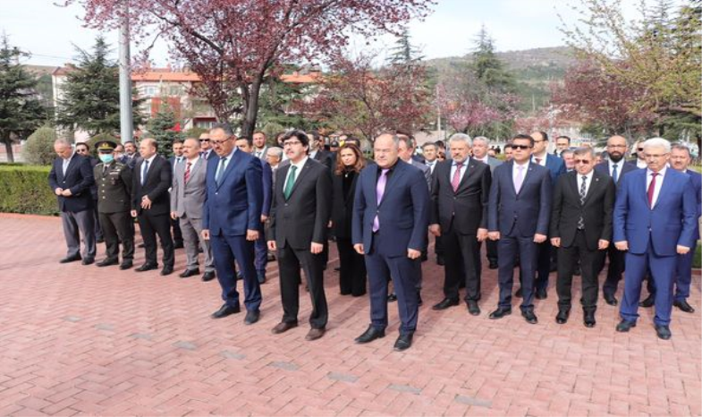 ERDEM VE ANLIAK, 23 NİSAN ULUSAL EGEMENLİK VE ÇOCUK BAYRAMI TÖRENİNE KATILDI