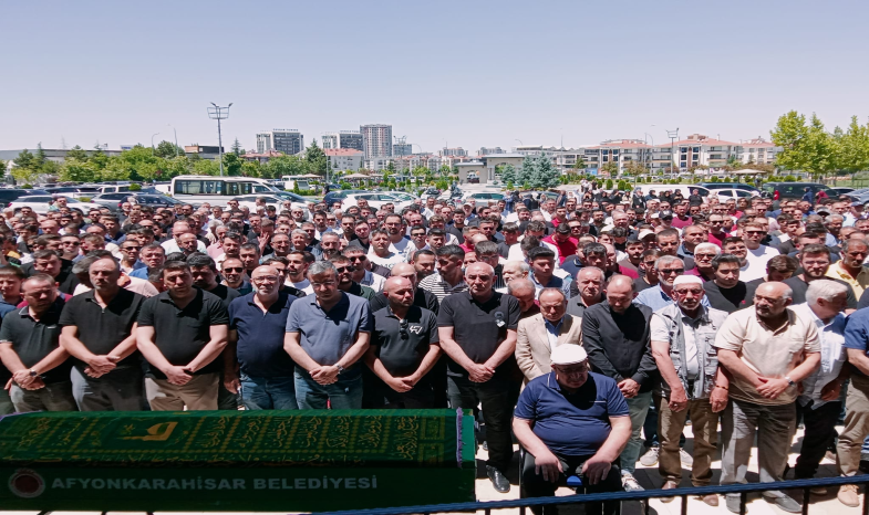 CENAZE TÖRENİNE KATILIM