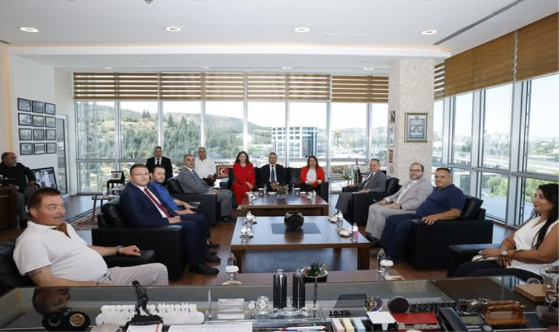 CHP HEYETİ ATSO'YU ZİYARET ETTİ 