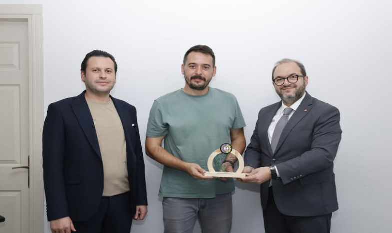 ATSO SPOR OYUNLARI ŞİLT TAKDİMİ