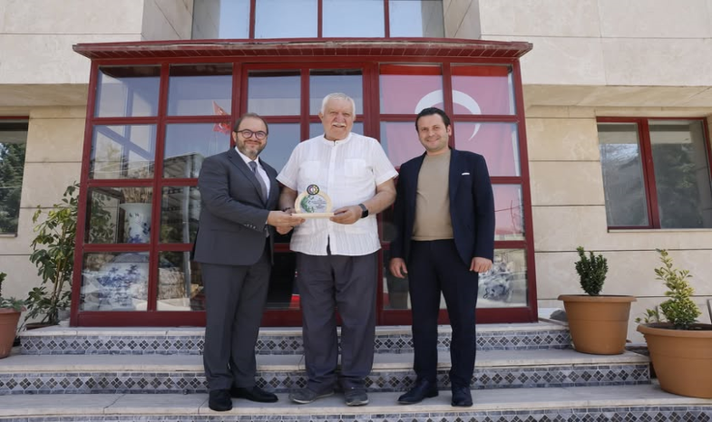 ATSO SPOR OYUNLARI ŞİLT TAKDİMİ