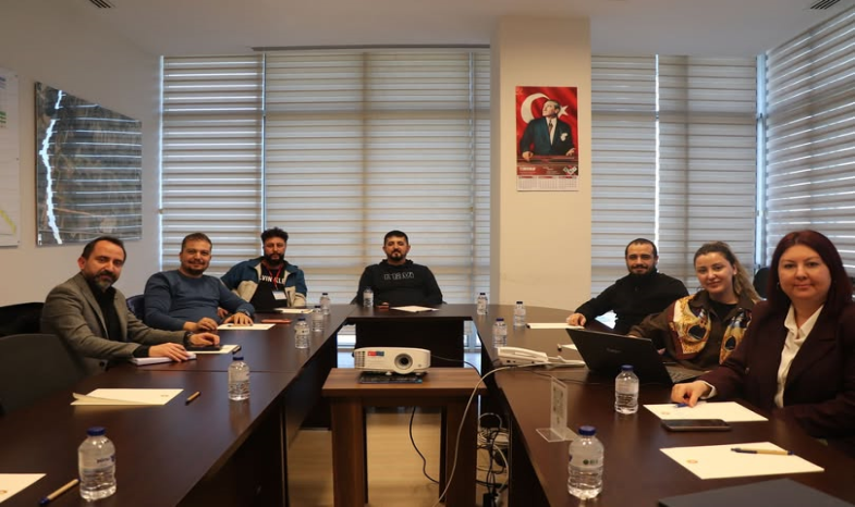 MESLEK KOMİTE TOPLANTISI YAPILDI