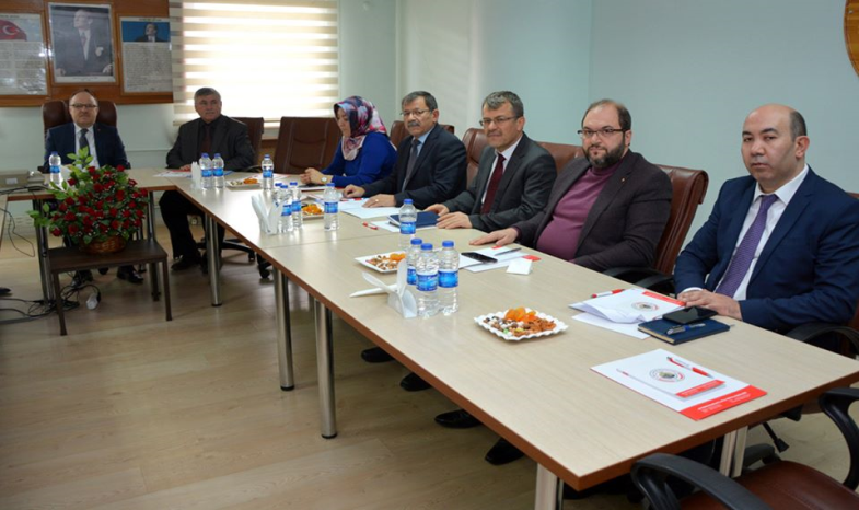 GÜZBEY, HAYAT BOYU ÖĞRENME KOMİSYON TOPLANTISINA KATILDI