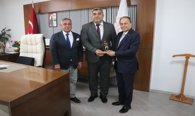 AEV’DEN İL MİLLİ EĞİTİM MÜDÜRLÜĞÜ’NE ZİYARET