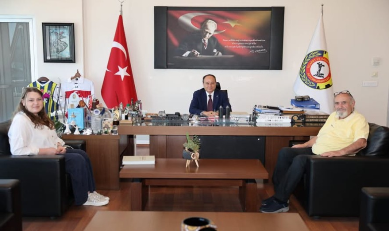 Yüksek Mimar ve Mühendis Mahmut Ülküer Abi ve Restoratör Sümeyye Torun Yönetim Kurulu