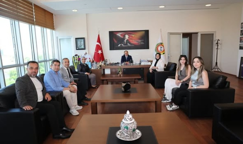 Afyon Yöresel Mutfak Gastronomi Kültür ve Turizm Derneği Yönetim Kurulu Başkanı Ayşe Safkurşun