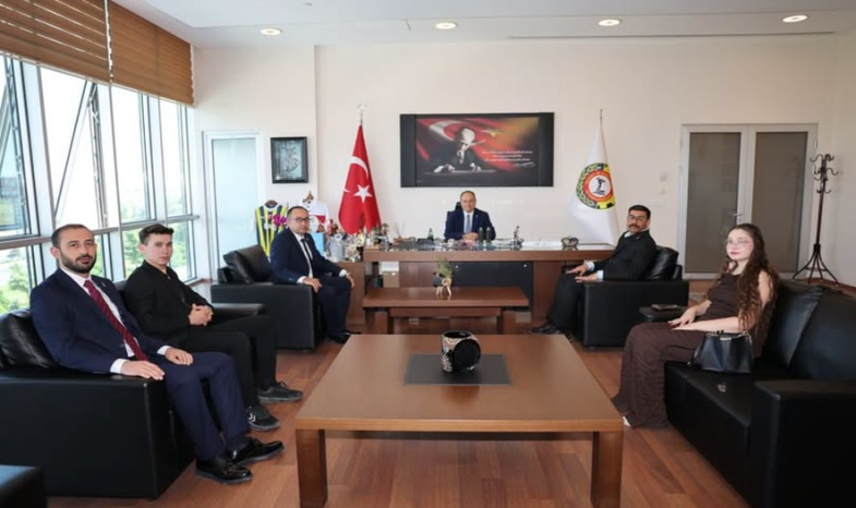 Zafer Partisi Afyonkarahisar heyeti, Yönetim Kurulu Başkanımıza nezaket ziyaretinde bulundu.