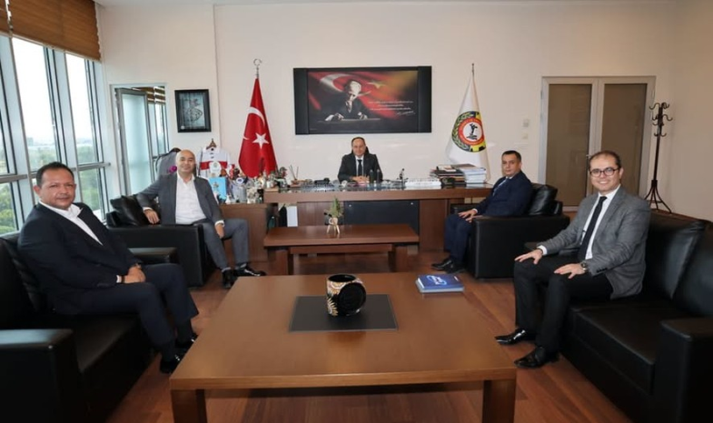 Yapı Kredi Konya Bölge Müdürü Kabartay Kozok, Bölge KOBİ ve OBİ Segment Müdürü Erkan Yeniler