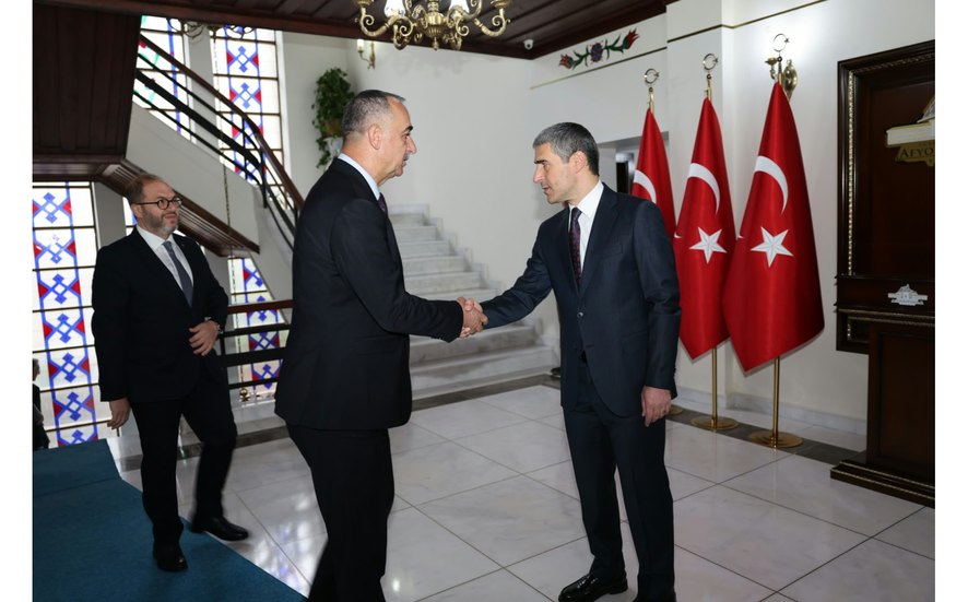 Meclis Başkanımız Mustafa Ali Çelikten ve Yönetim Kurulu Başkan Yardımcımız Hayrettin Güzbey, 29 Ekim Cumhuriyet Bayramı dolayısıyla Afyonkarahisar Va